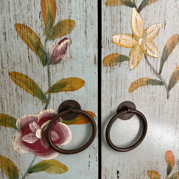 Hand painted cupboard handles