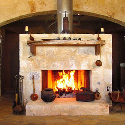 Comfort Castle - Indoor Fireplaces