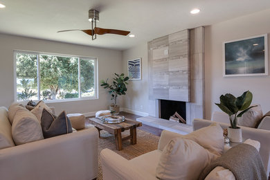 Beach style living room photo in San Diego
