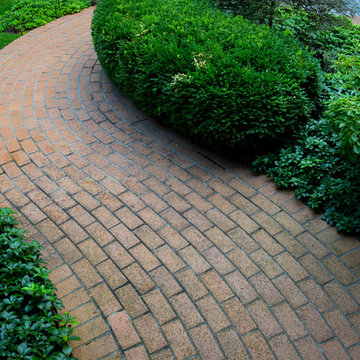 Winding Brick Entry