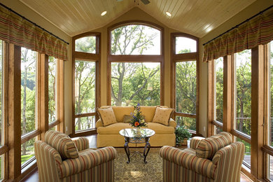 Inspiration for a timeless living room remodel in Minneapolis