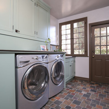2559 N. Catalina Street - Laundry Room