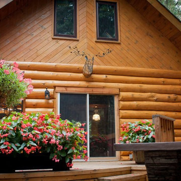 Beautiful Country Log Home