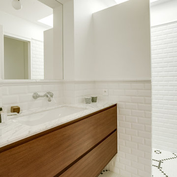 salle d'eau noir et blanc
