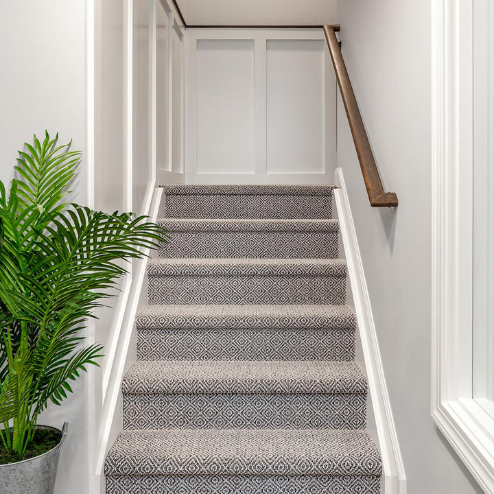 75 Beautiful Carpeted Staircase Ideas & Designs - January 2026 | Houzz AU