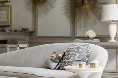 Inspiration for a transitional living room remodel in New York