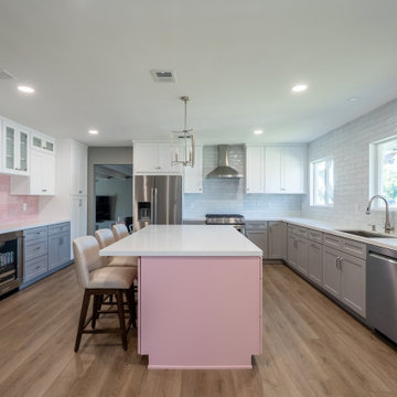 Structural Serenity in Long Beach: Open Kitchen Concept with a Statement Island