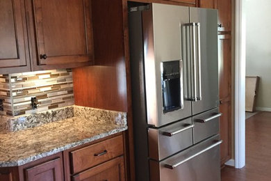 Kitchen - traditional kitchen idea in Other