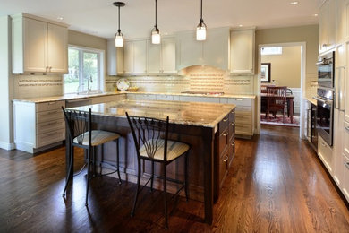 Kitchen - contemporary kitchen idea in Seattle