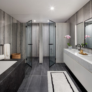 Badezimmer mit Steinplatten Ideen, Design & Bilder | Houzz