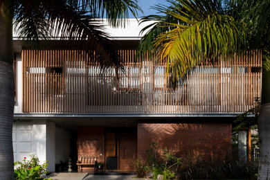 Inspiration for a contemporary house exterior in Bengaluru.