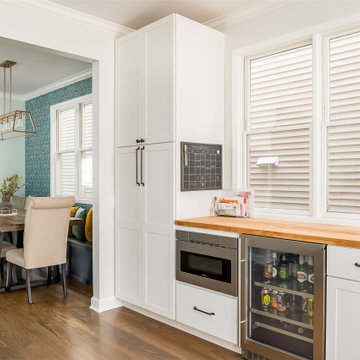 Pearl White Transitional Kitchen in Chicago
