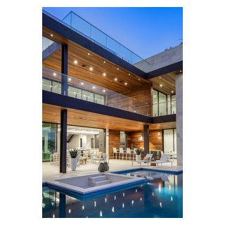 Luxury Staging | Waterfront | Fort Lauderdale, FL - Modern - Pool ...