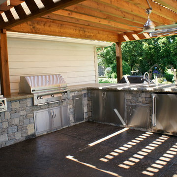Outdoor Kitchens