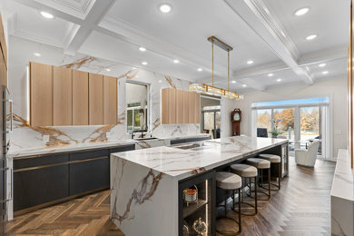 Example of a classic kitchen design in Minneapolis
