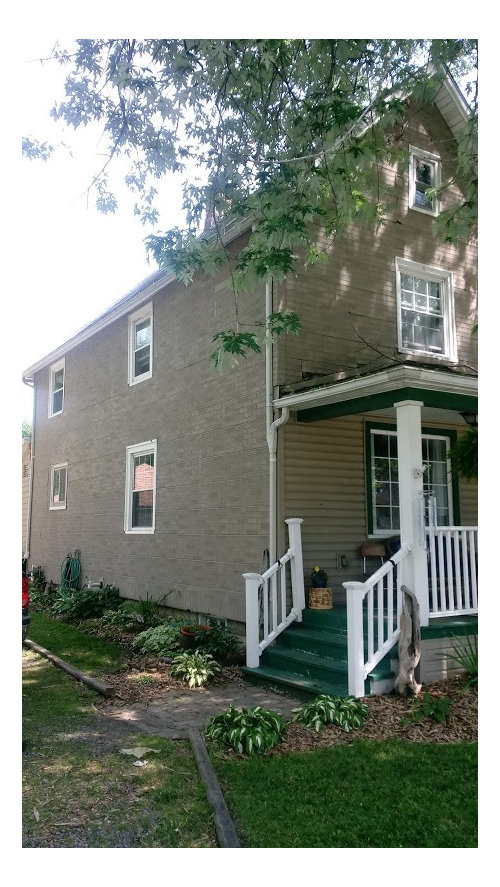 Shutter placement on which windows? (pictures included)