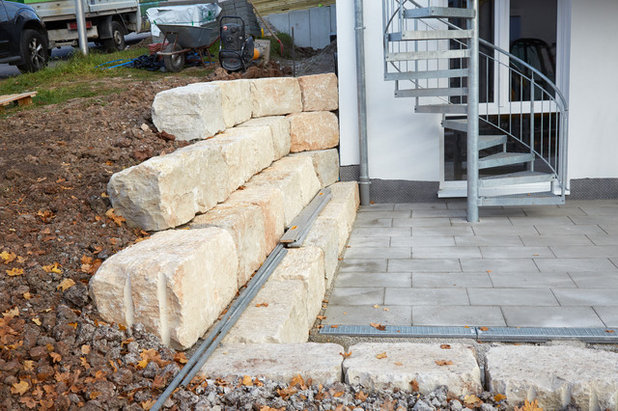 Natursteinmauern für den Garten mit und ohne Mörtel