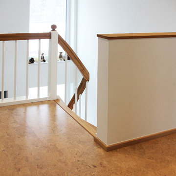 Skandinavisch angehaucht: Treppe im Landhausstil