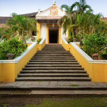 13 Design Elements That Capture the Holiday Spirit of Goa's Homes