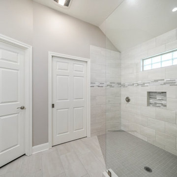RENOVATION ADA UNIVERSAL DESIGN MASTER BATH