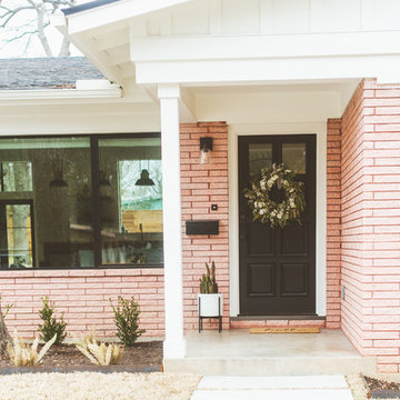 My Houzz: Classic Update for a 1957 Austin Ranch House
