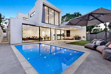 Inspiration for a modern exterior in Melbourne.