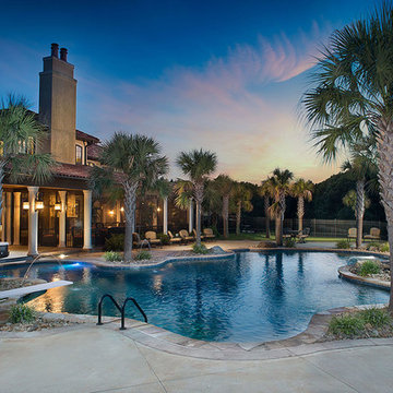 Custom Luxury Pool