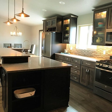 Modern Chic Underwood Kitchen