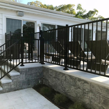 Clearly! The Best Glass Pool Fence - Southold, NY