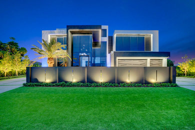 Minimalist exterior home photo in Miami