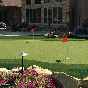 Putting Green for Larry Lanham, Golf Week Magazine course rater