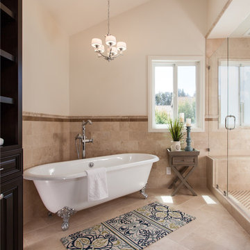 Whispering Wind | master bathroom