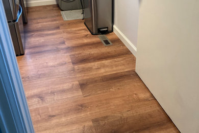 Example of a minimalist laundry room design in Denver