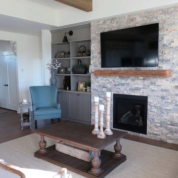 Fireplace with Built-Ins