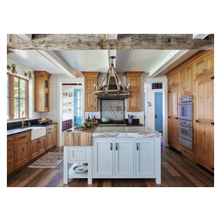 Lake Michigan Cottage - Rustic - Kitchen - Other - by Deidre Interiors ...