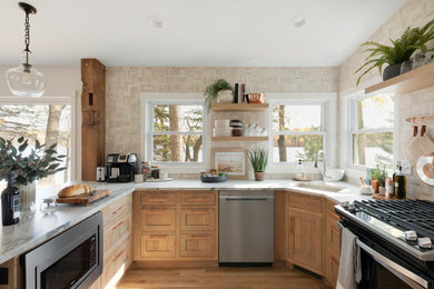 Example of a transitional kitchen design in Minneapolis