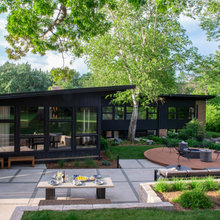 lake house landscaping