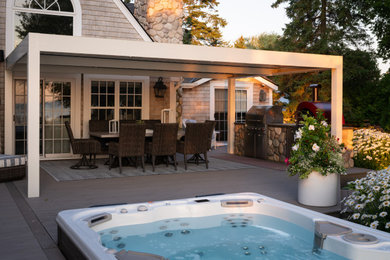 Deck - coastal deck idea in Toronto