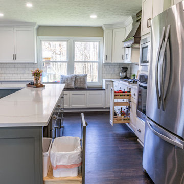 Large Farmhouse Kitchen with L-Shaped Island