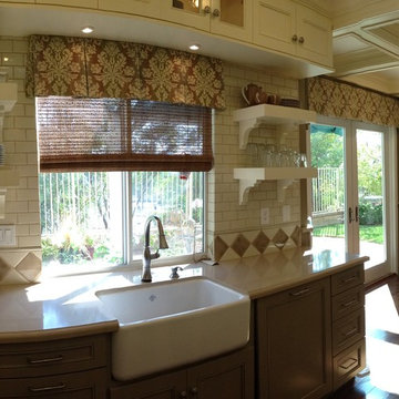 Cottage kitchen/gathering room
