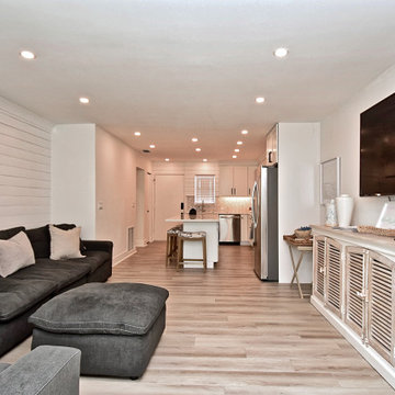 Sleek Siesta Key Condominium | Sarasota Real Estate Photographer Rick Ambrose