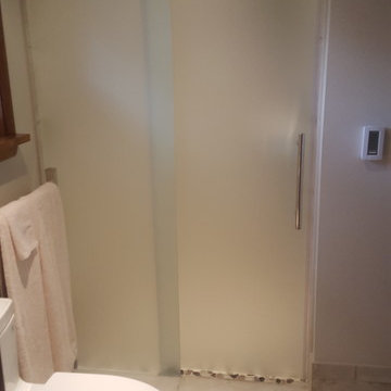 Curbless shower