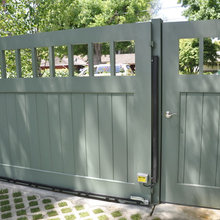 gate