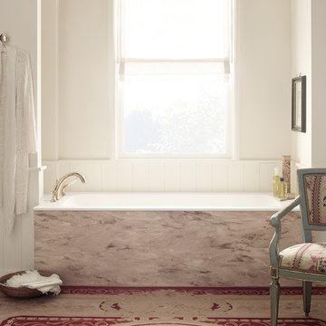 Corian® Sandalwood with Corian® Delight Bath