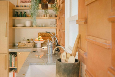 Cottage kitchen photo in Austin
