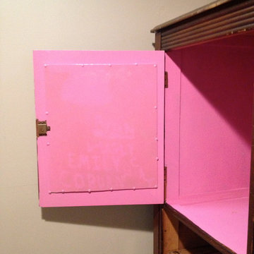 Redo of Small Bathroom from College boy's to Adult's