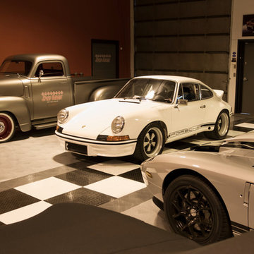 A Car Lovers Garage  - RaceDeck Garage Floring