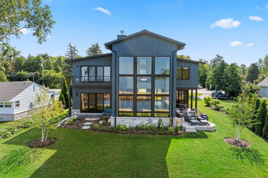Example of a minimalist home design design in Other