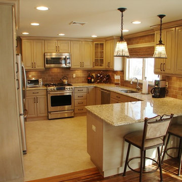 Light Granite Kitchen