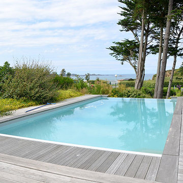 villa bord de mer sur la côte d'émeraude